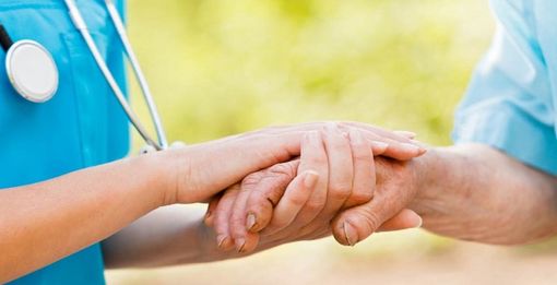Infermiere di famiglia, una rete che funziona: quasi 700 pazienti tra Tradate, Arcisate e Laveno