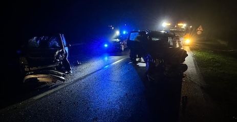 Incidente in A8. Auto si ribalta tra Busto e Castellanza, ferita una donna Incidente in A8. Auto si ribalta tra Busto e Castellanza, ferita una donna