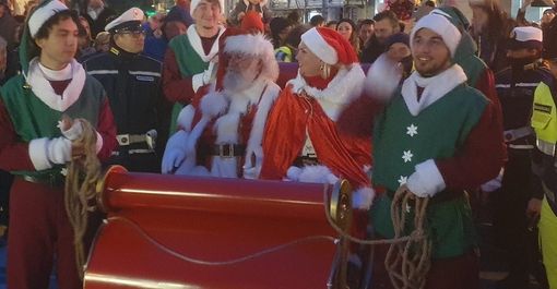 Dopo il pienone, Babbo Natale torna a Busto Dopo il pienone, Babbo Natale torna a Busto