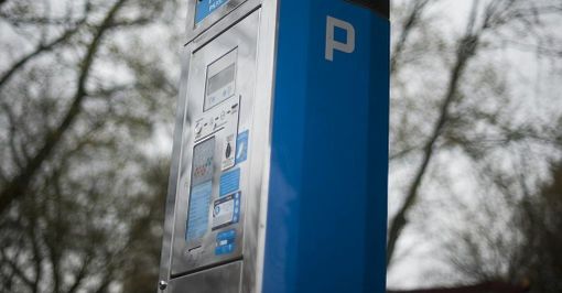 Sosta gratuita per auto elettriche: stop alle autorizzazioni da parte di Agesp Sosta gratuita per auto elettriche: stop alle autorizzazioni da parte di Agesp