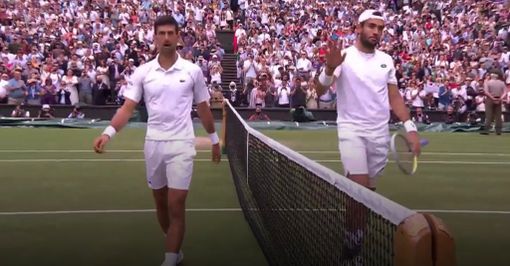 Si ferma in finale la corsa di Berrettini, ma l'erba di Wimbledon è ugualmente un po' azzurra Si ferma in finale la corsa di Berrettini, ma l'erba di Wimbledon è ugualmente un po' azzurra