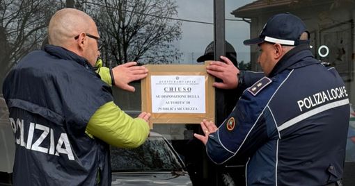 Cocaina e hashish nel barber shop: il Questore dispone la chiusura per 10 giorni Cocaina e hashish nel barber shop: il Questore dispone la chiusura per 10 giorni
