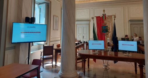 ELEZIONI CASTELLANZA, I NUMERI: Cristina Borroni vince nettamente, ma l'affluenza resta sotto il 47%