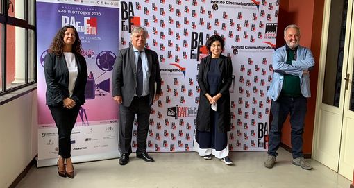 Il Baff si fa in un weekend con Legnanesi, Mogol e Bisio