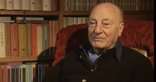 Raffaele La Capria durante un'intervista tv sulla Rai
