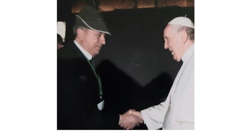 PAPA FRANCESCO, I RICORDI. «Quella stretta di mano che ha dato ancora più forza a noi alpini» PAPA FRANCESCO, I RICORDI. «Quella stretta di mano che ha dato ancora più forza a noi alpini»