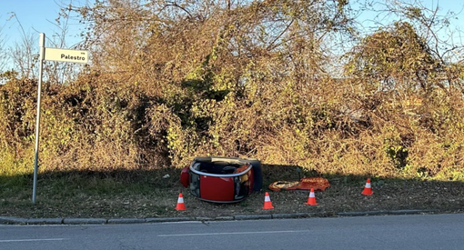 Busto, scooter cabinato si ribalta dietro al cimitero: paura per una donna di 88 anni