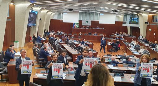 Bagarre in Regione sulla sanità, la Lega attacca il Pd. Monti: «Un plauso al governo che ha trovato i fondi»