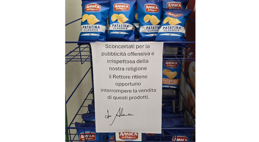 Gorla Minore: al Collegio Rotondi vietata la vendita delle patatine Amica Chips. Il Rettore: «Sconcertati per la pubblicità offensiva e irrispettosa della nostra religione»