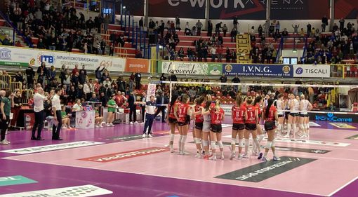 Uyba oltre le difficoltà. Che vittoria piena contro Casalmaggiore (3-1) Uyba oltre le difficoltà. Che vittoria piena contro Casalmaggiore (3-1)