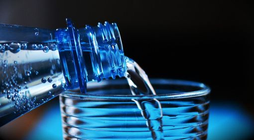 Castellanza, si ripara il guasto: intanto sacchetti di acqua ai cittadini