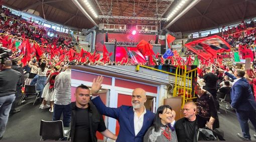 Il primo ministro albanese Edi Rama ospite oggi a Busto Arsizio Il primo ministro albanese Edi Rama ospite oggi a Busto Arsizio