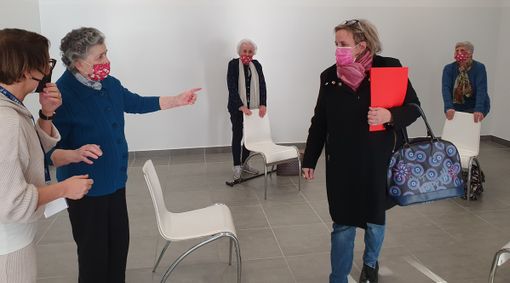 L'assessore Reguzzoni ha incontrato le partecipanti al progetto L'assessore Reguzzoni ha incontrato le partecipanti al progetto