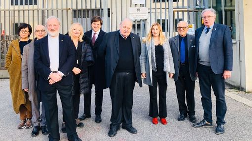 Una pena più umana quando i detenuti possono giocare con i figli