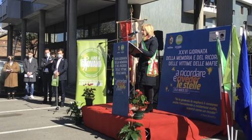 Castellanza ricorda le vittime della mafia davanti agli edifici confiscati