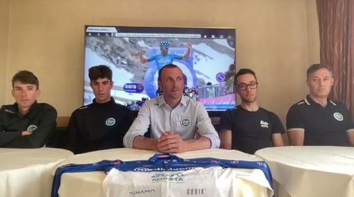 Giro 2023, ultima settimana di corsa per la Eolo-Kometa. Basso e Zanatta: «Bicchiere mezzo pieno, possiamo tenere questo trend fino alla fine» Giro 2023, ultima settimana di corsa per la Eolo-Kometa. Basso e Zanatta: «Bicchiere mezzo pieno, possiamo tenere questo trend fino alla fine»