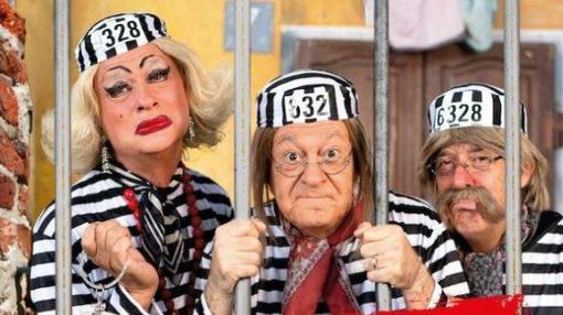 La Teresa, il Giovanni e la Mabilia alzano il sipario del Manzoni La Teresa, il Giovanni e la Mabilia alzano il sipario del Manzoni