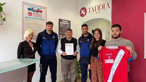 VIDEO. Rosa, bianco e blu: con Taddia la Pro Patria va sul sicuro