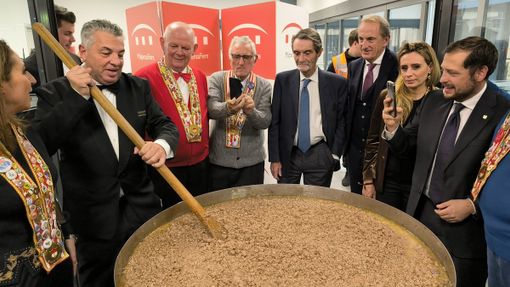 L'Italia si prepara al raduno nazionale con il Magistero dei Bruscitti: «Tutti a Busto Arsizio tra arte, cibo e industria» L'Italia si prepara al raduno nazionale con il Magistero dei Bruscitti: «Tutti a Busto Arsizio tra arte, cibo e industria»