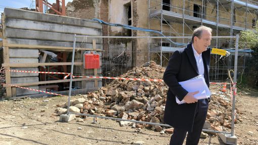 Il sindaco durante il sopralluogo nei giorni scorsi Il sindaco durante il sopralluogo nei giorni scorsi