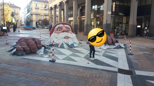 Rimesso a posto il Babbo Natale. La parola alle telecamere
