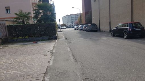 Parcheggi al Buon Gesù, «problema ormai ingestibile»