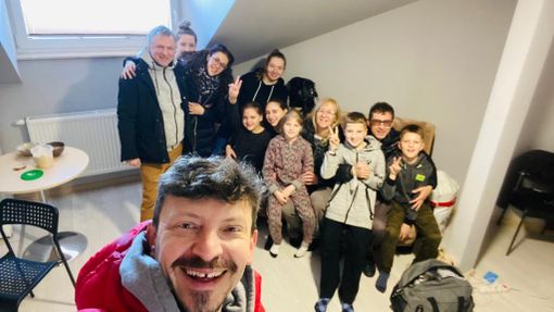 I bambini ucraini in arrivo a Busto con Don Giuseppe. «Stanchi ma abbastanza tranquilli» I bambini ucraini in arrivo a Busto con Don Giuseppe. «Stanchi ma abbastanza tranquilli»