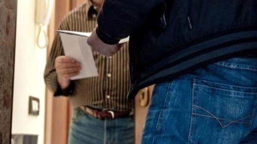 Occhio ai falsi addetti che si propongono tramite call-center