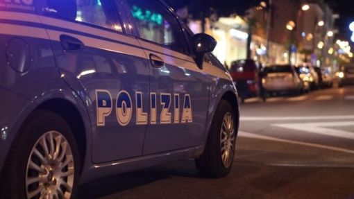 Rissa e lancio di bottiglie di vetro. Istanti di paura in centro a Busto: «Eravamo pietrificati» Rissa e lancio di bottiglie di vetro. Istanti di paura in centro a Busto: «Eravamo pietrificati»