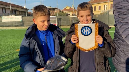 I piccoli con i doni I piccoli con i doni