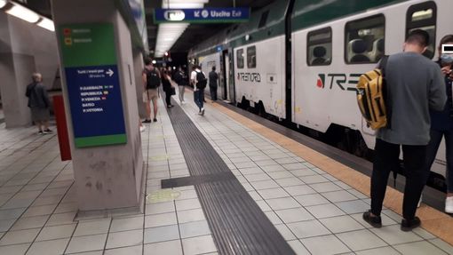 Pendolari fermi al passante di Milano