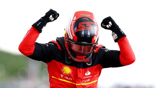 ¡Vamos Carlos! Vittoria storica per Sainz, rammarico Leclerc ¡Vamos Carlos! Vittoria storica per Sainz, rammarico Leclerc