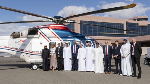 Leonardo: primo volo elicotteristico con carburante sostenibile negli Emirati Arabi e in Medio Oriente effettuato con un AW139