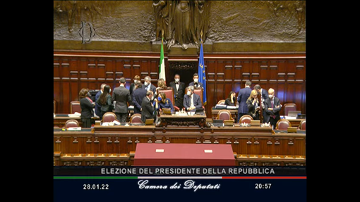 Quirinale, a vuoto anche la sesta votazione. Per Mattarella 336 voti