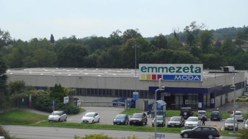 L'ex negozio Emmezeta moda di Vergiate sul Sempione