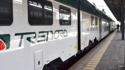 Donna muore investita dal treno sulla Varese-Milano a Parabiago: traffico ferroviario in tilt