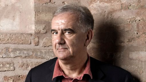 Venerdì sera salirà sul palco il comico Gene Gnocchi con il suo spettacolo Tennispedia Venerdì sera salirà sul palco il comico Gene Gnocchi con il suo spettacolo Tennispedia