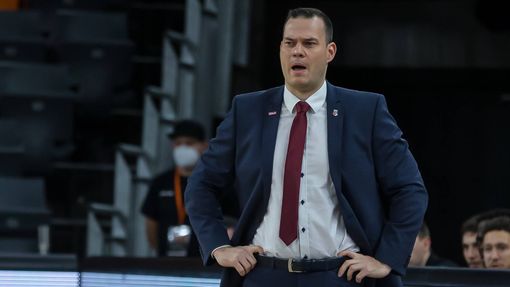 ULTIMA ORA - Clamoroso: Johan Roijakkers non è più l'allenatore della Pallacanestro Varese ULTIMA ORA - Clamoroso: Johan Roijakkers non è più l'allenatore della Pallacanestro Varese