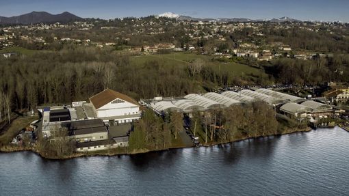 Lo stabilimento di Mv Agusta della Schiranna Lo stabilimento di Mv Agusta della Schiranna