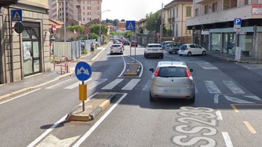 Incidente in via Carcano, investita una donna di 75 anni