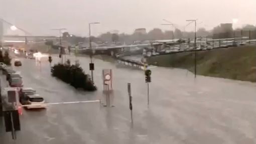 Gli allagamenti di ieri sera a Malpensa Gli allagamenti di ieri sera a Malpensa