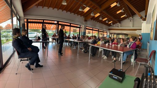 L'incontro all'oratorio di Sacconago (foto per cortesia di Fabio Piantanida)