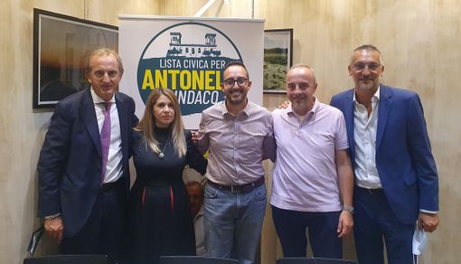 Da sinistra, Antonelli, Moschitta, Artusa, De Vita e Iadonisi