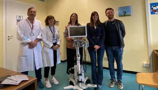 Da sinistra: Massimo Agosti, Annalisa Li Bassi, Ilia Bresesti, Isabella Tovaglieri e Marco Cirigliano Da sinistra: Massimo Agosti, Annalisa Li Bassi, Ilia Bresesti, Isabella Tovaglieri e Marco Cirigliano