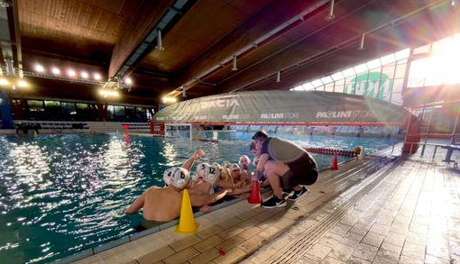 La Busto Pallanuoto Paglini Store sfida Como. Obiettivo, difendere il primato