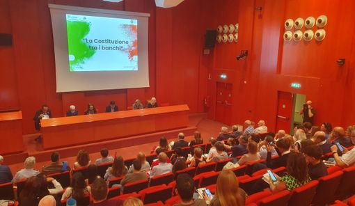 Festa della Repubblica, premiati gli studenti: «Per essere cittadini modello, bisogna partire dalla Costituzione» Festa della Repubblica, premiati gli studenti: «Per essere cittadini modello, bisogna partire dalla Costituzione»