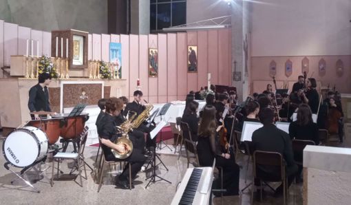 Riabitare e liceo musicale Bausch portano Vivaldi a Busto
