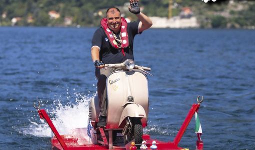 “In viaggio per la vita”: in un libro le imprese solidali del vespista Alessandro Pozzi per i bambini dell’Oncoematologia pediatrica di Varese