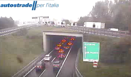 Le code in zona (da webcam di Autostrade per l'Italia)