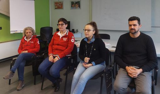 La presentazione dell'iniziativa, nella sede Cri di Gallarate